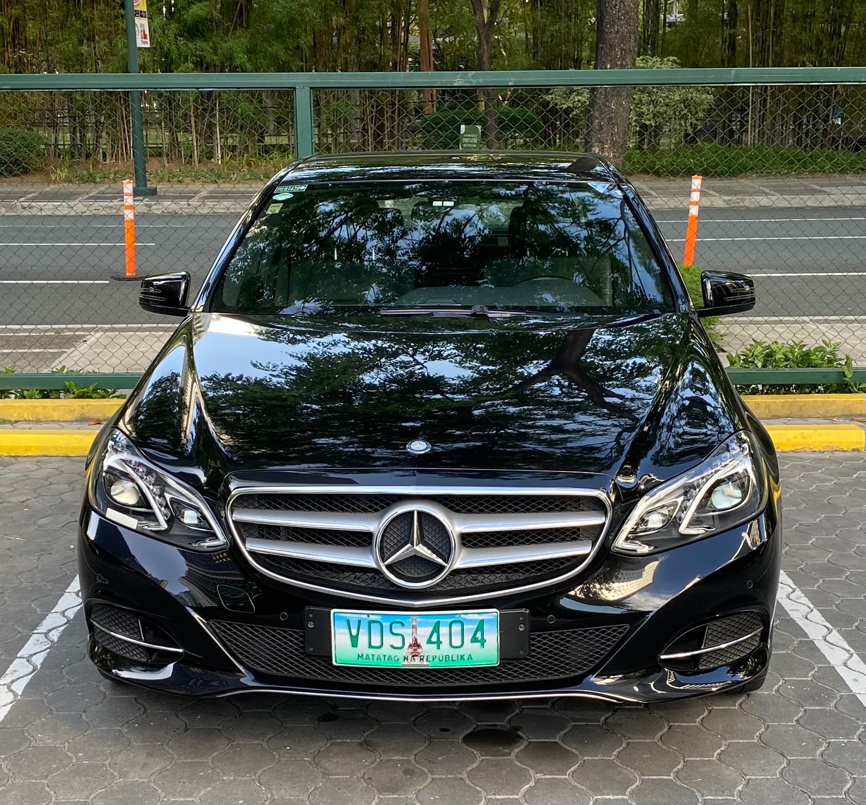 Second Hand 2013 Mercedes-Benz E Class Coupe Second Hand 2013 Mercedes-Benz E Class Coupe