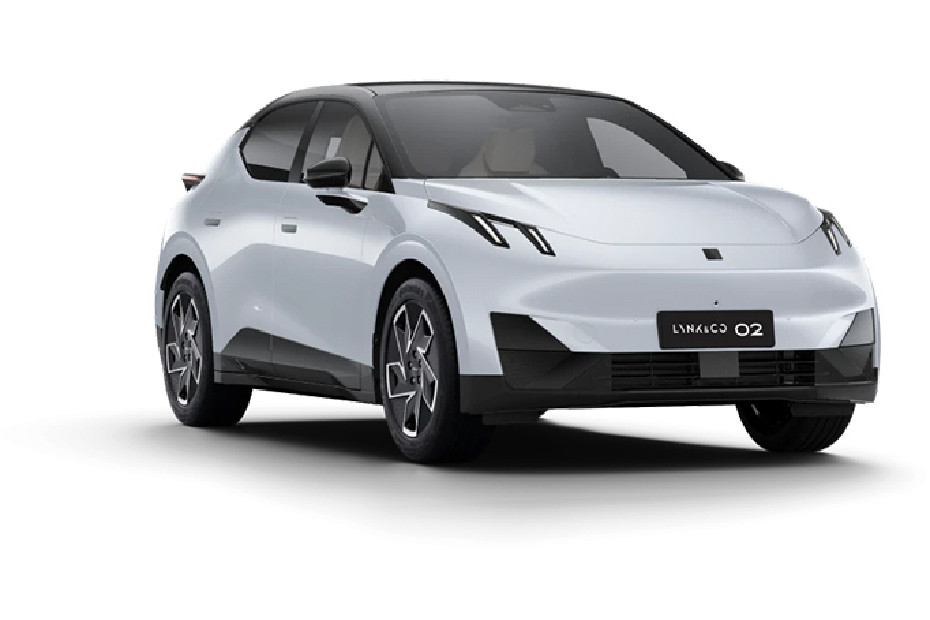 Lynk & Co 02 Crystal White Lynk & Co 02 Crystal White
