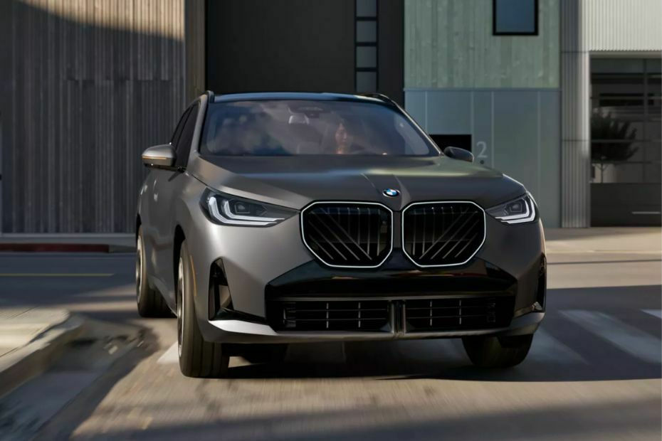 BMW X3 Front angle low view