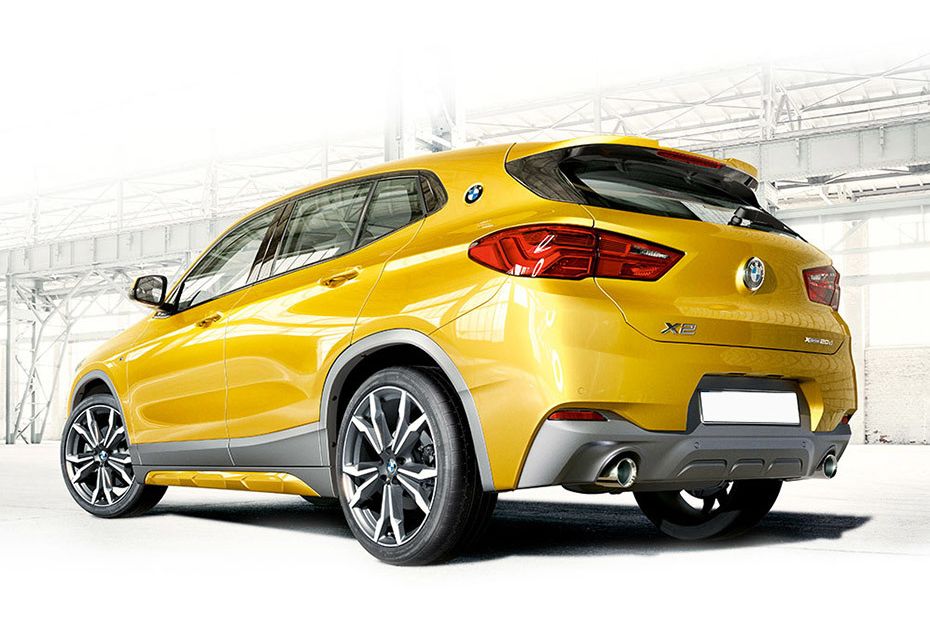 Rear Cross Side View of BMW X2