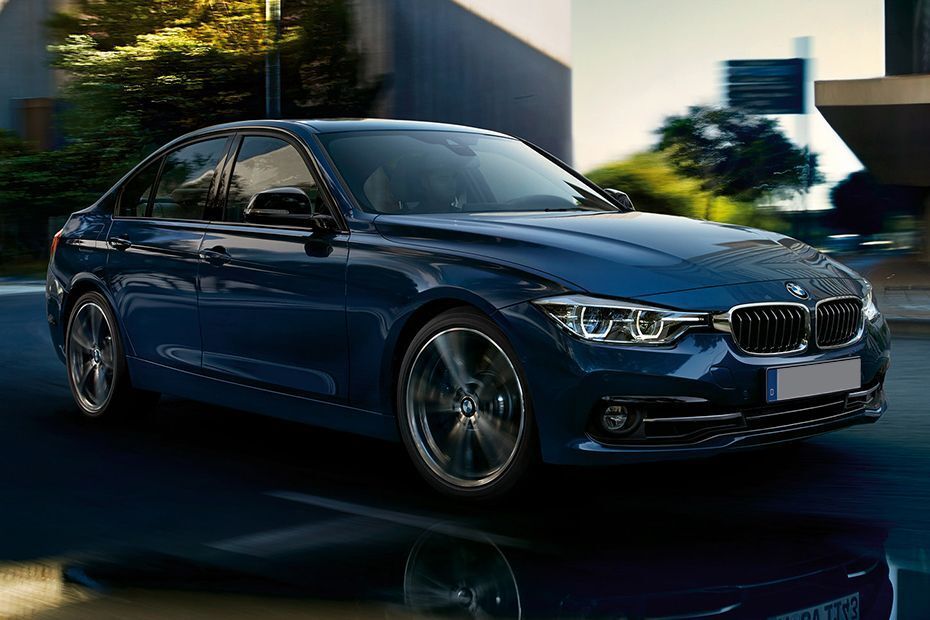 BMW 3 Series (1995-2008) Front Angle Low View BMW 3 Series (1995-2008) Front angle low view