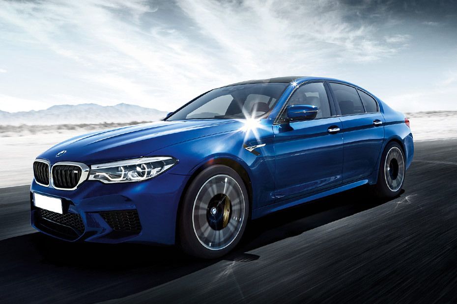 BMW M5 Sedan Competition Front Side View BMW M5 Sedan Competition Front Side View