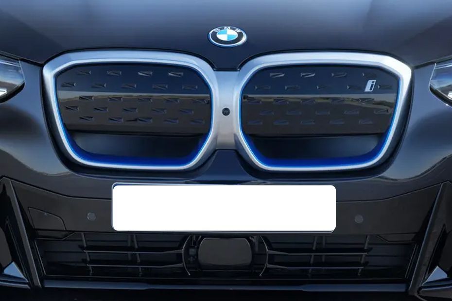 BMW iX3 Branding