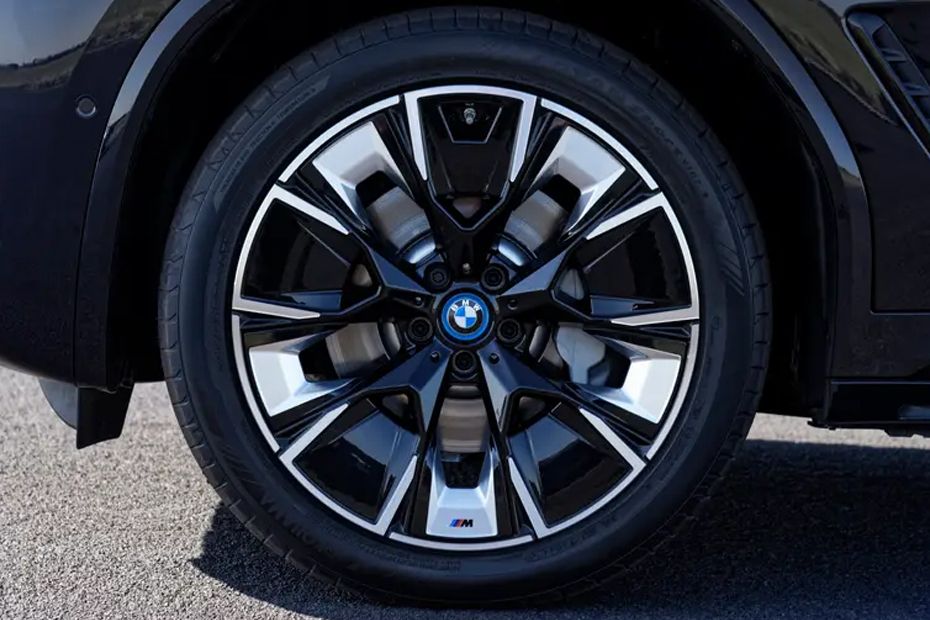 BMW iX3 Wheel