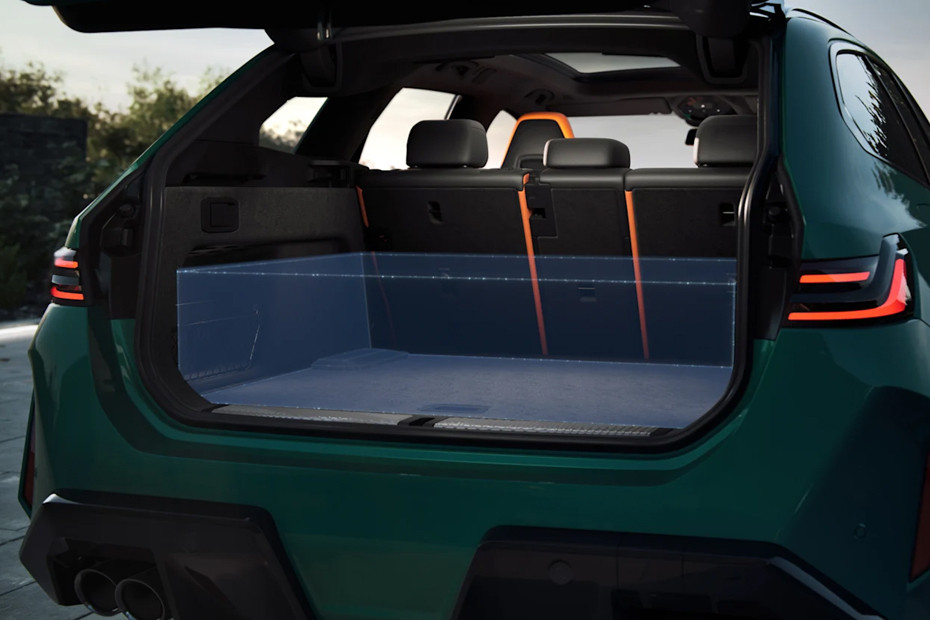 BMW M5 Touring Trunk Open Closer View BMW M5 Touring Trunk Open Closer View