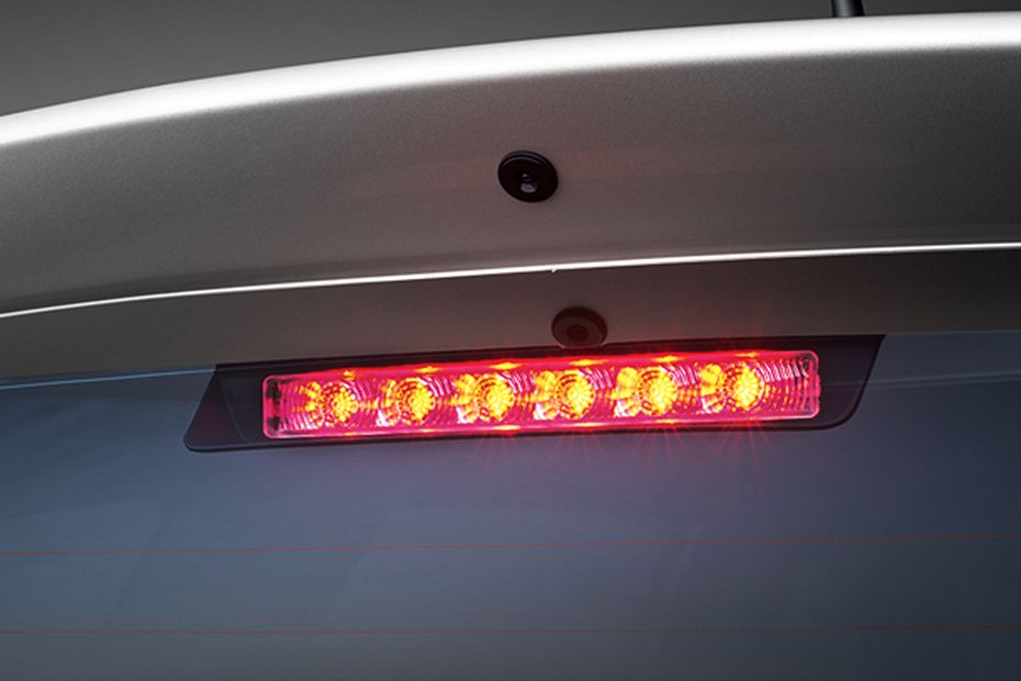 Honda Mobilio Spoiler Honda Mobilio Spoiler