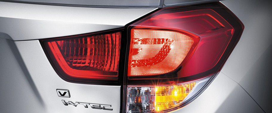 Mobilio (2015-2017) Tail light
