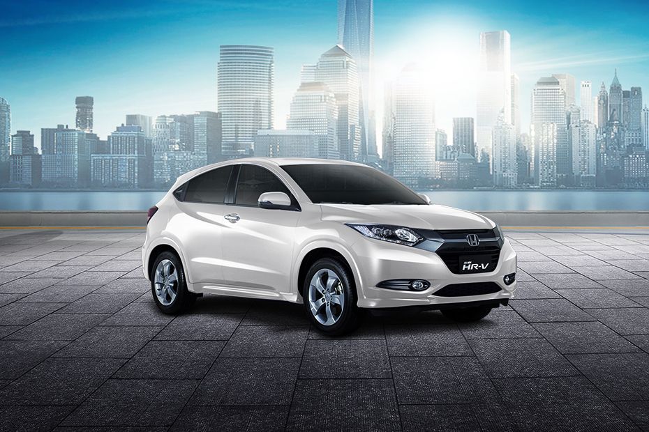 Honda HR-V (2015-2018) Front Cross Side View