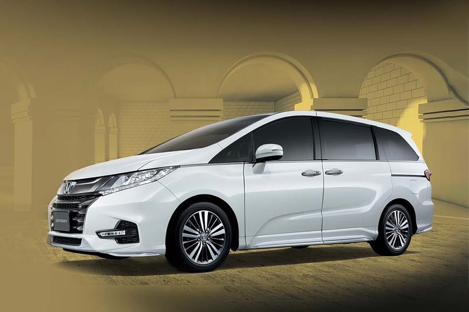 Honda Odyssey Front Side View