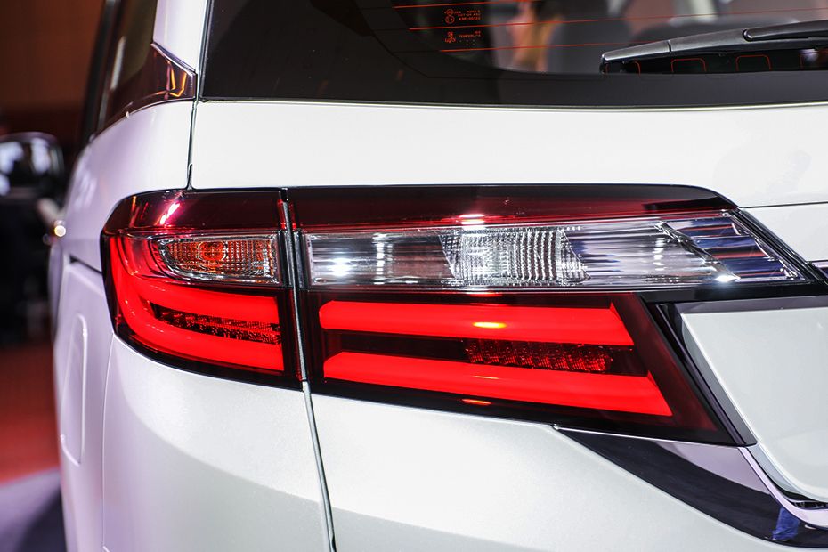 Honda Odyssey Tail Light