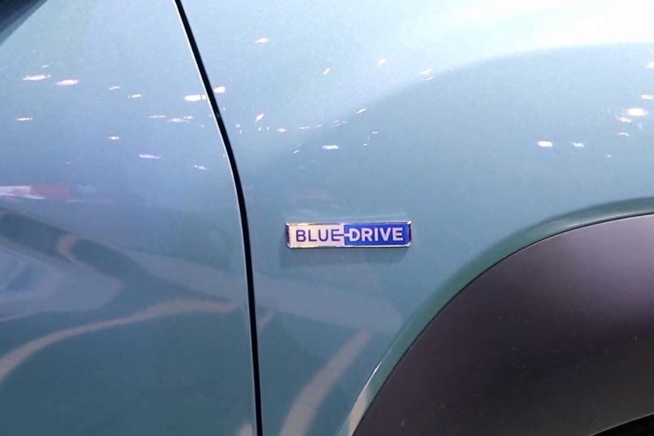 Hyundai Kona EV Side Reflectors