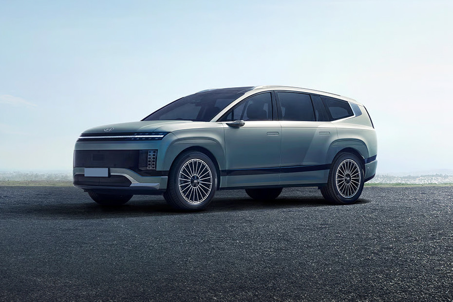 Hyundai Ioniq 9 Front Angle Low View Hyundai Ioniq 9 Front Angle Low View