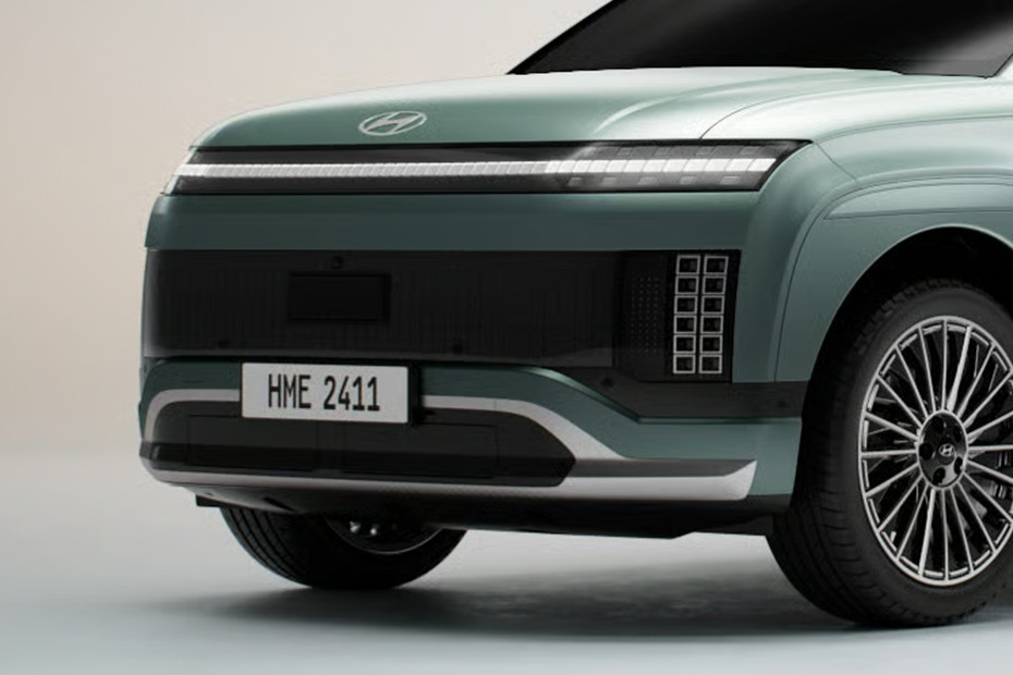 Hyundai Ioniq 9 Grille View Hyundai Ioniq 9 Grille View