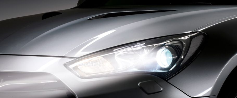 Hyundai Genesis Coupe Headlight