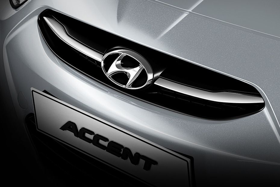 Hyundai Accent Hatch Grille View