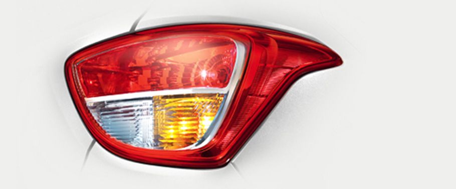 Grand i10 Tail light