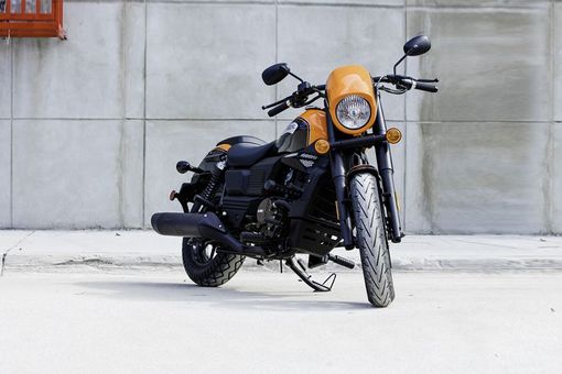 Um Commando Bike Um Bike On Road Price Harley Davidson Renegade