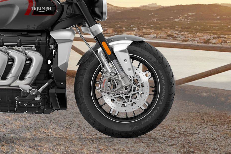 triumph rocket 3 tyres