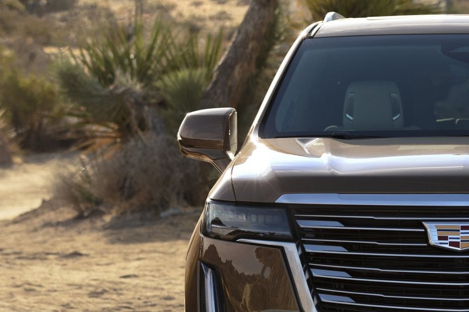 Cadillac Escalade Drivers Side Mirror Front Angle