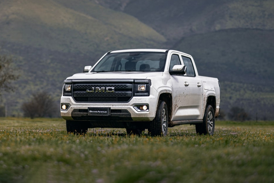 JMC Grand Avenue Front Side View