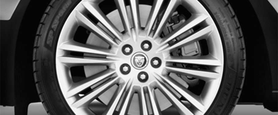 XJ Premium Luxury LWB Wheel