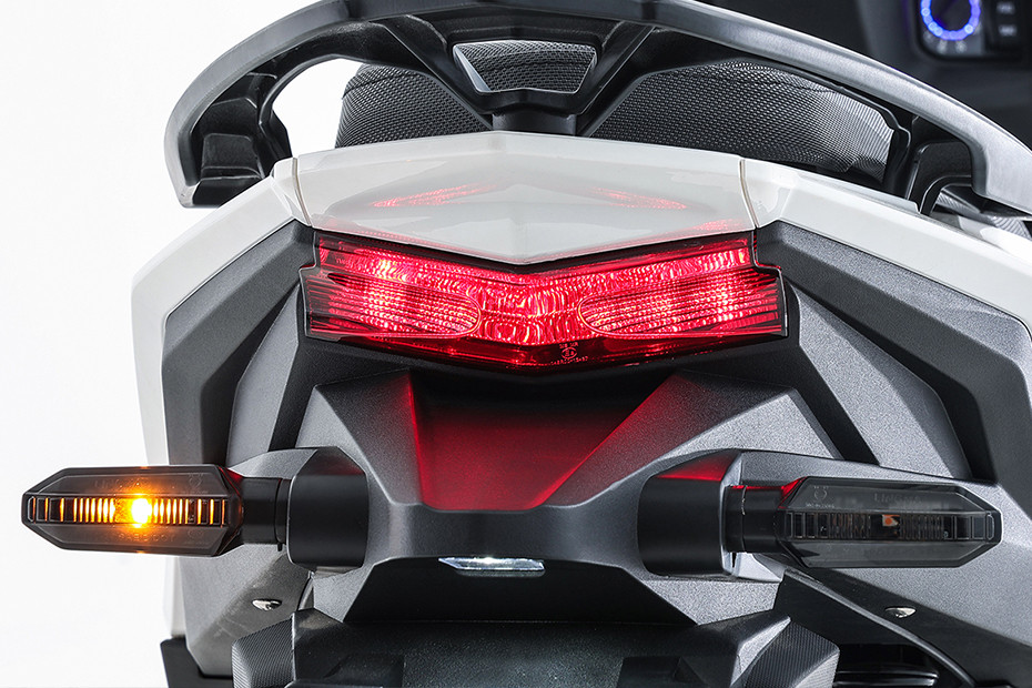 NWOW  V11 Side Indicators Rear