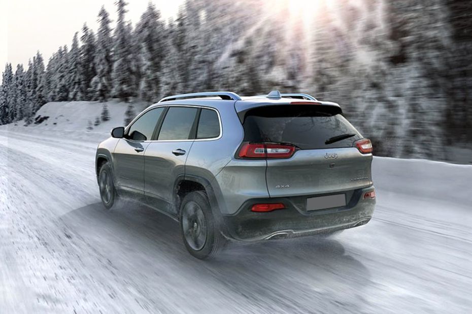 Jeep Cherokee Rear Cross Side View Jeep Cherokee Rear Cross Side View