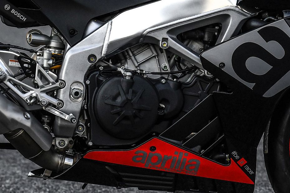 Aprilia RSV4 RR 1000 Engine View Aprilia RSV4 RR 1000 Engine View