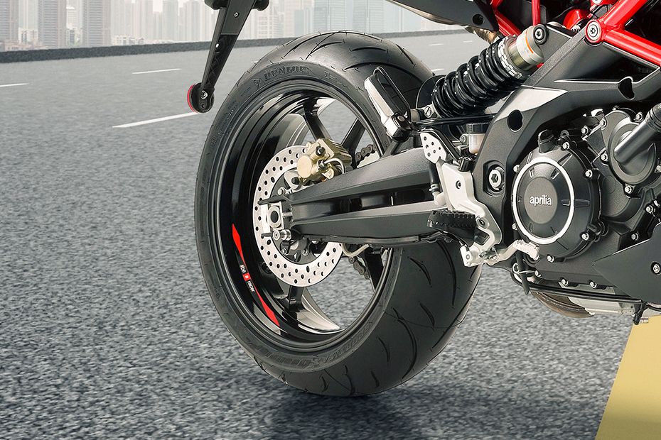 Aprilia Dorsoduro 900 Rear Tyre Aprilia Dorsoduro 900 Rear Tyre