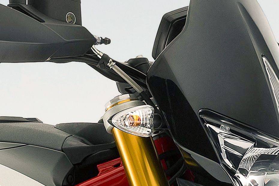 aprilia dorsoduro 900 tail tidy