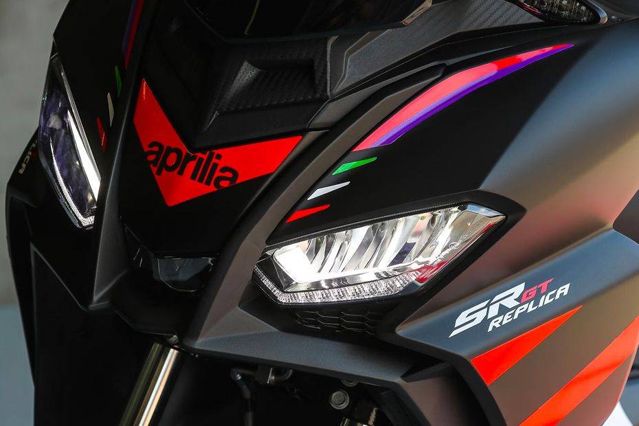 Aprilia SR GT Head Light View