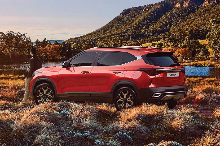 Kia Seltos (2019-2023) Rear Medium View Rear Medium View of Kia Seltos (2019-2023)