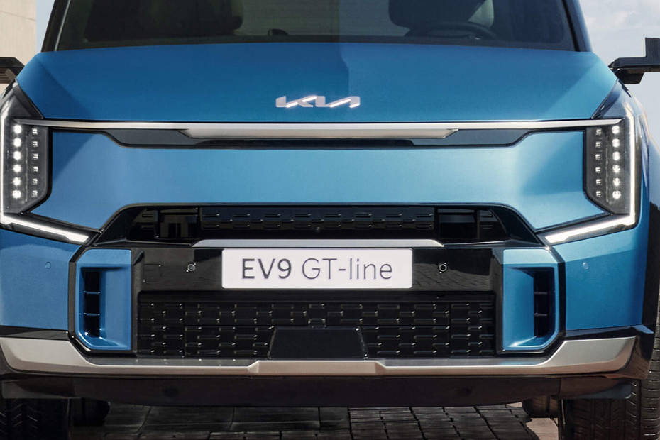 EV9 Grille View