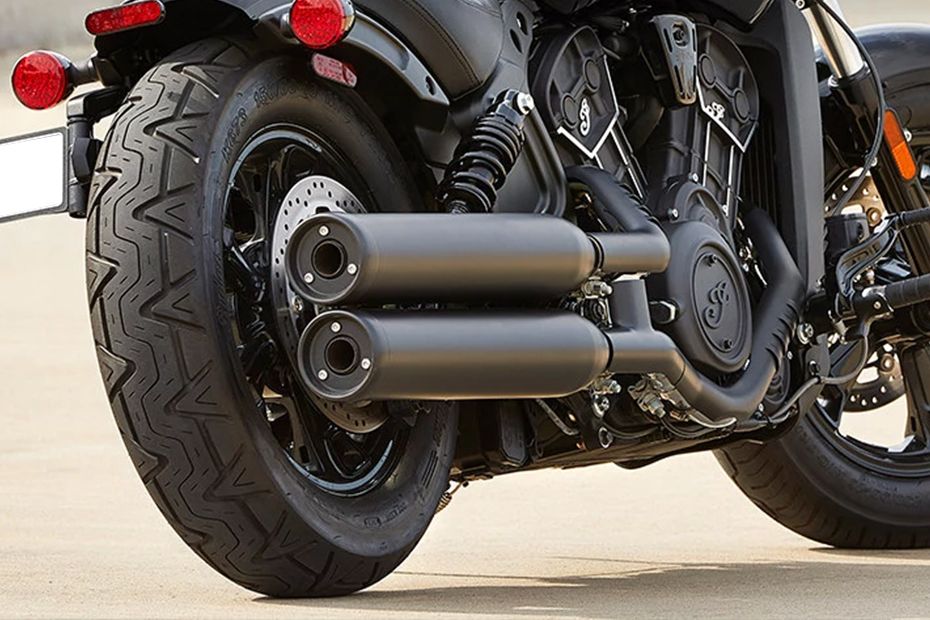 Indian Scout Bobber Sixty Silencer