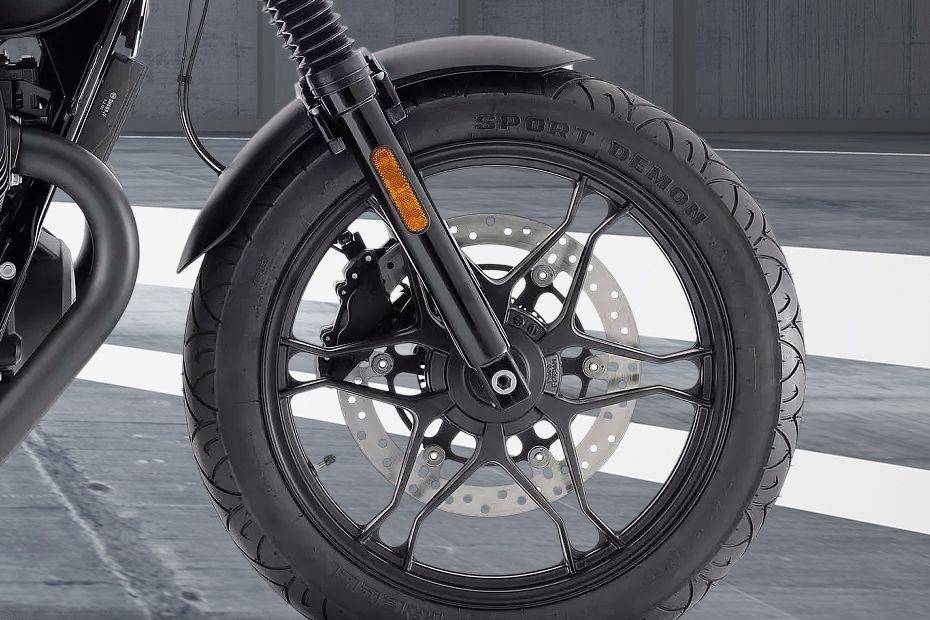 Moto Guzzi V7 III Front Brake Moto Guzzi V7 III Front Brake