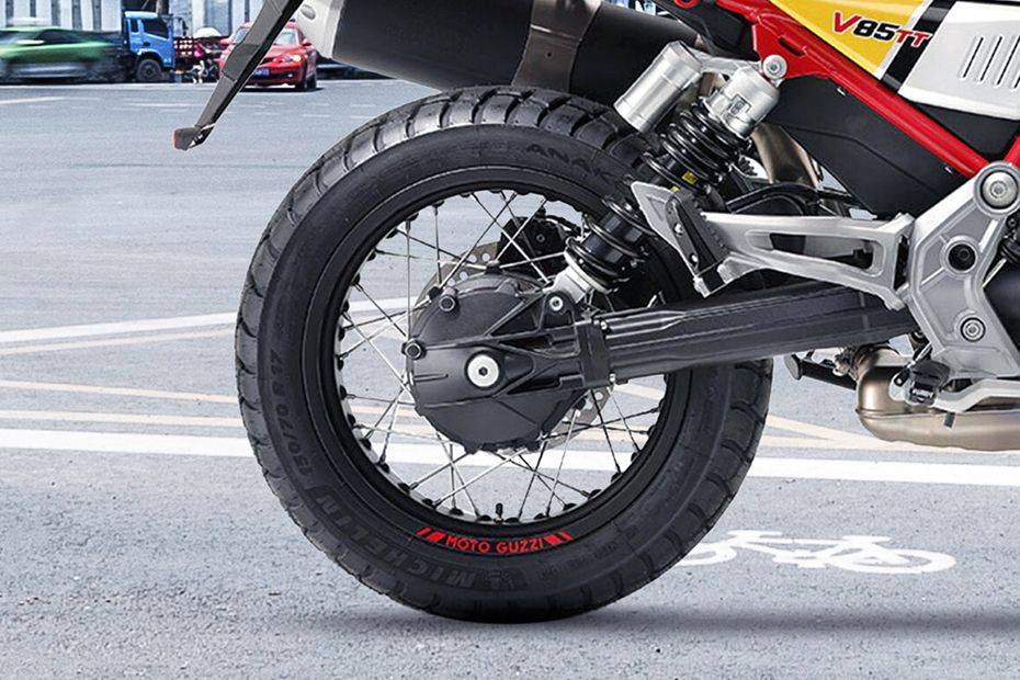 Moto Guzzi V85 TT Rear Tyre Moto Guzzi V85 TT Rear Tyre