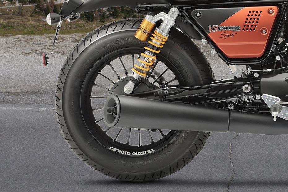 Moto Guzzi V9 Bobber Sport Rear Tyre Moto Guzzi V9 Bobber Sport Rear Tyre