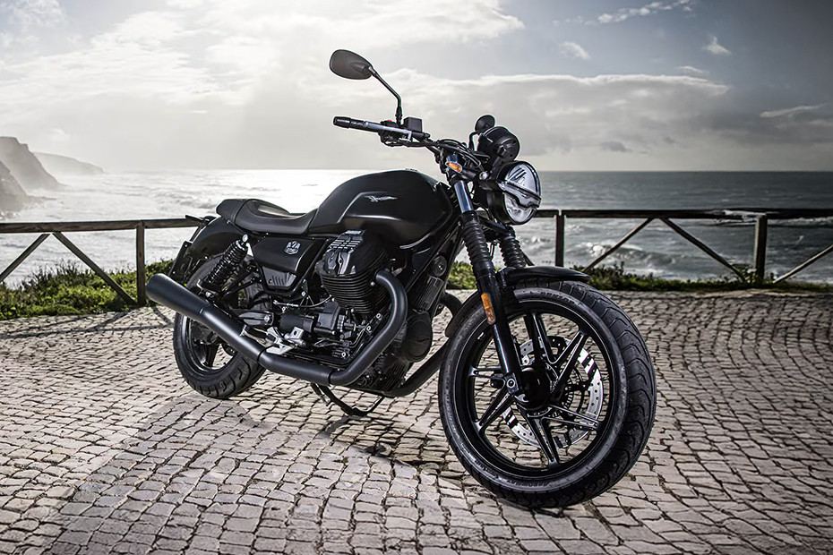 Moto Guzzi V7 Slant Rear View Full Image