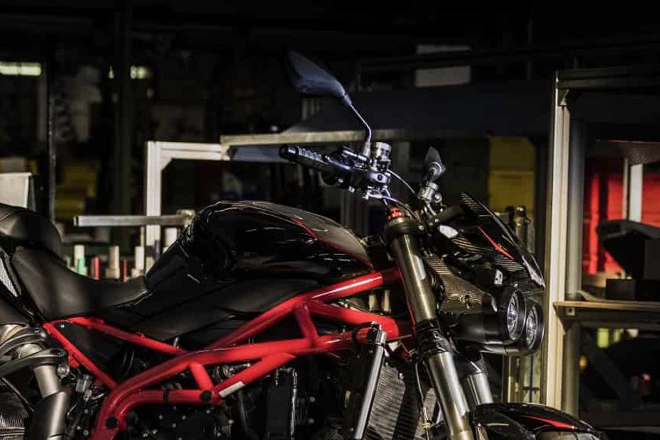 Moto Morini Corsaro ZZ Fuel Tank View