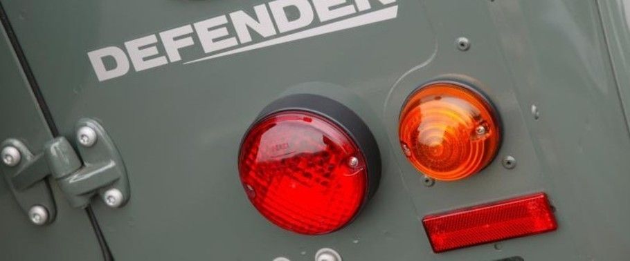 Defender 90 (1991-2016) Tail light