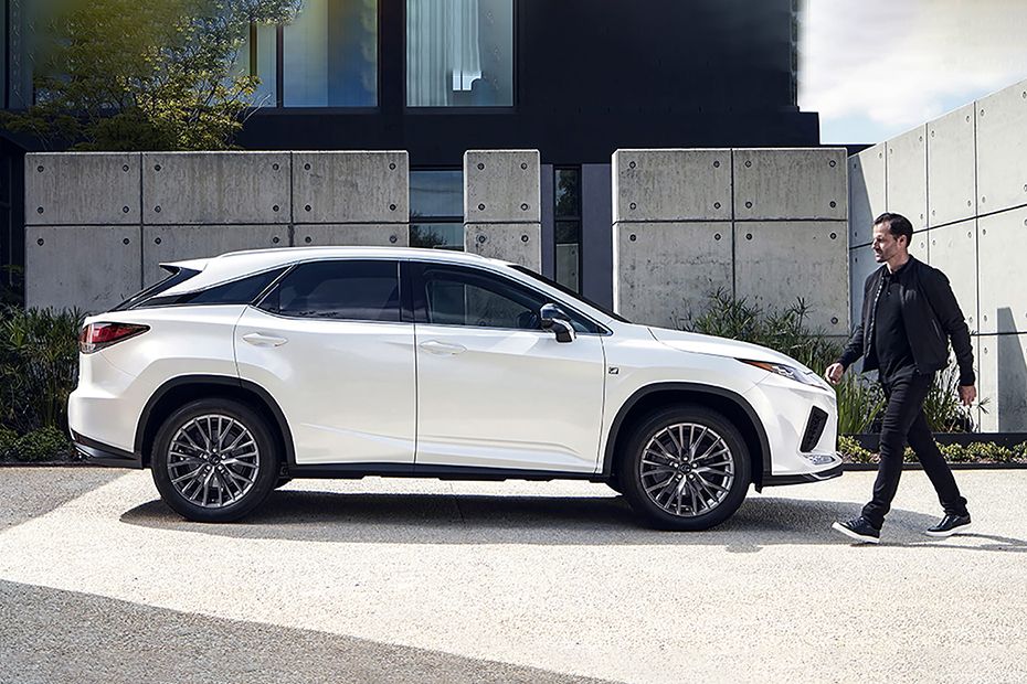 Lexus RX Drivers Sideview Lexus RX Drivers Sideview