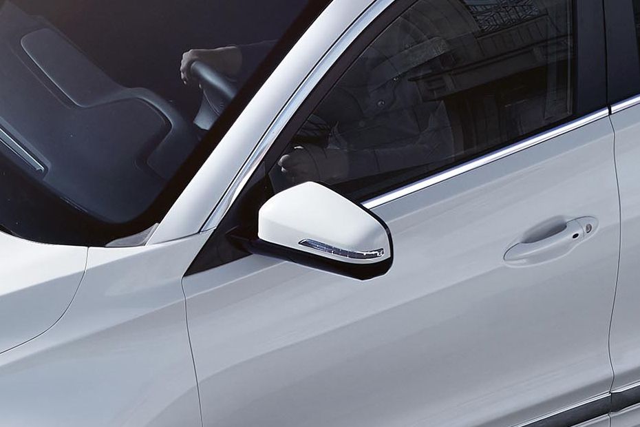 Chery Tiggo 8 Drivers Side Mirror Front Angle Chery Tiggo 8 Drivers Side Mirror Front Angle