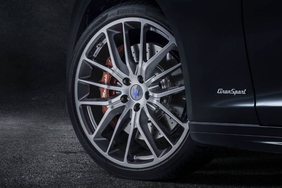 Maserati Quattroporte Wheel