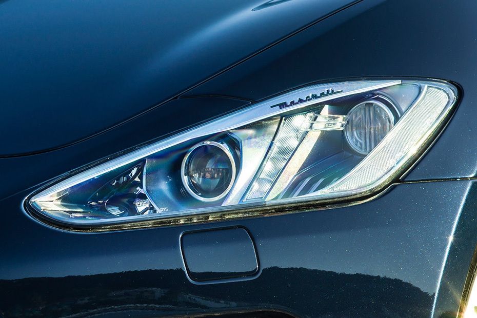 Maserati Granturismo Headlight