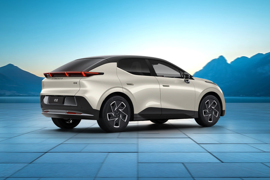 Lynk & Co 02 Rear Medium Side View 02 Rear Medium Side View
