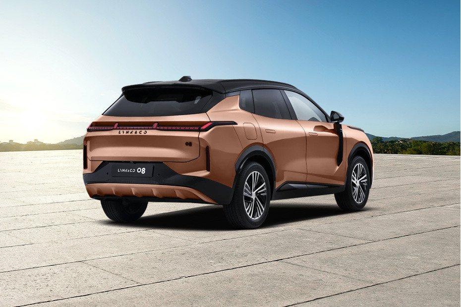 08 EM-P Rear angle view