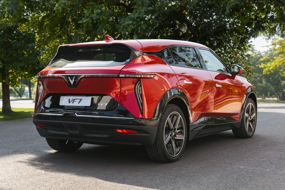 VinFast VF 7 Rear Angle View VinFast VF 7 Rear Angle View