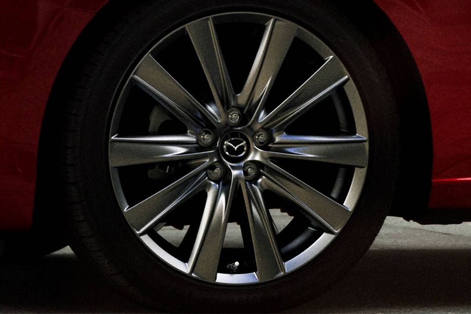 6 Sedan Wheel