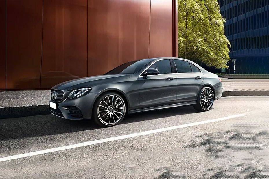 Discontinued Mercedes-Benz E-Class Sedan Features & Specs | Zigwheels