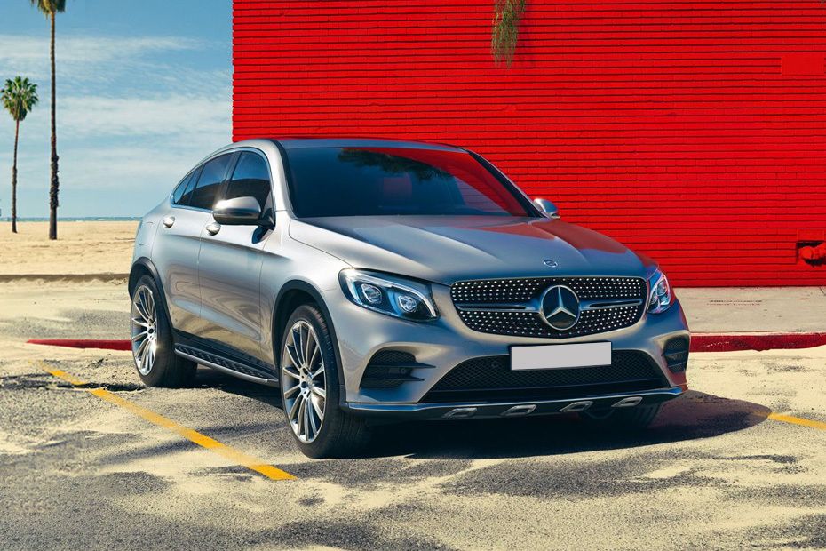 Mercedes-Benz GLC-Class (2016-2022) Front Medium View Mercedes-Benz GLC-Class (2016-2022) Front Medium View